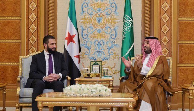عکس: تفاوت رفتار اوباما و ترامپ در دیدار با امپراتور ژاپن!